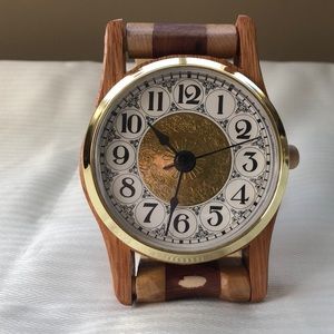 Wooden hand carved made wrist watch for desk or wall, works.